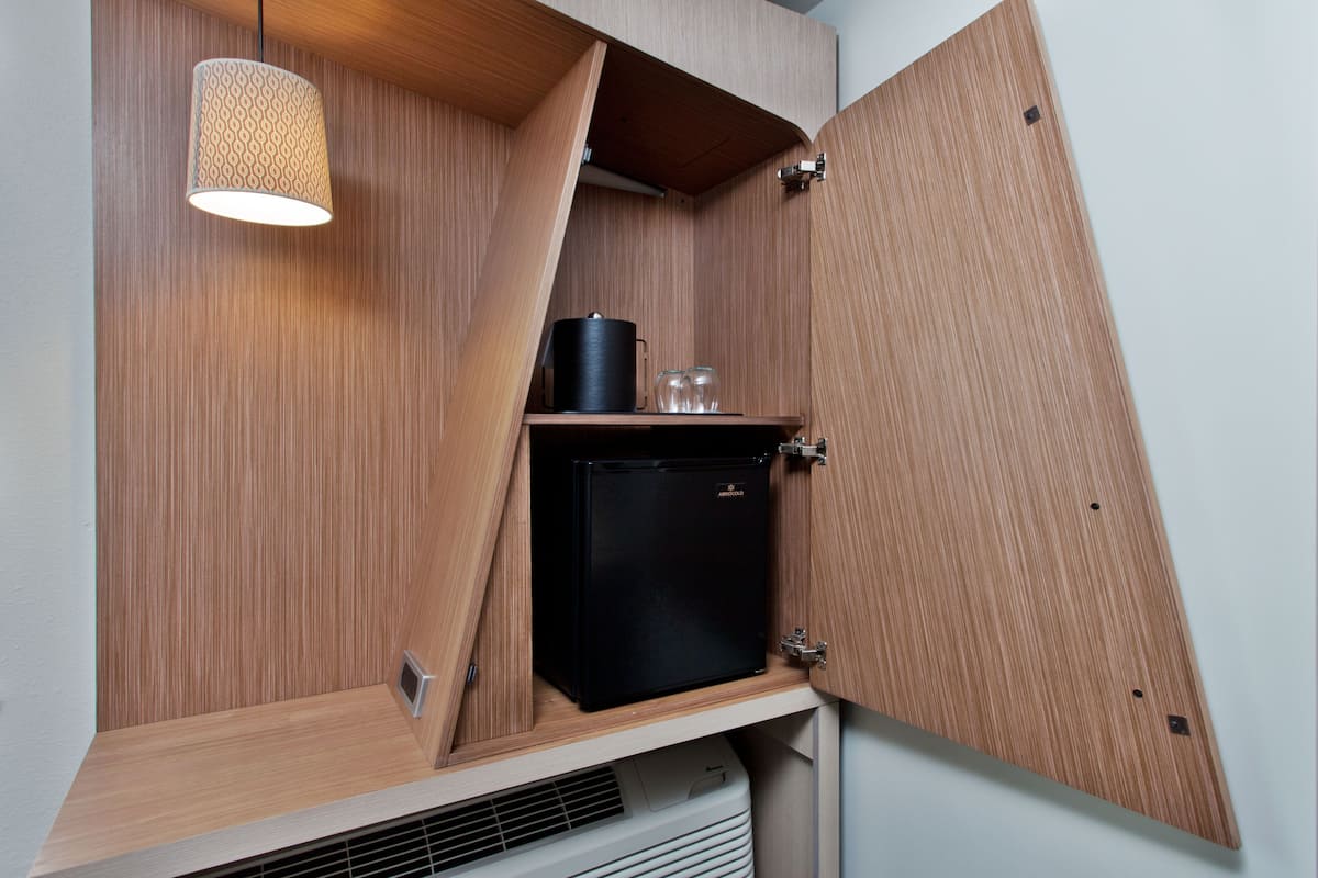 In-room safe, desk, laptop workspace, blackout drapes