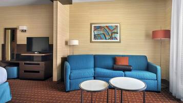 32-inch LCD TV with cable channels, TV