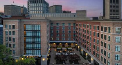 Residence Inn by Marriott Richmond Downtown