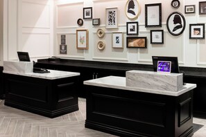 Reception - Residence Inn by Marriott Richmond Downtown (Richmond)