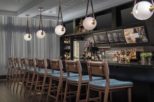 Bar (en el alojamiento)