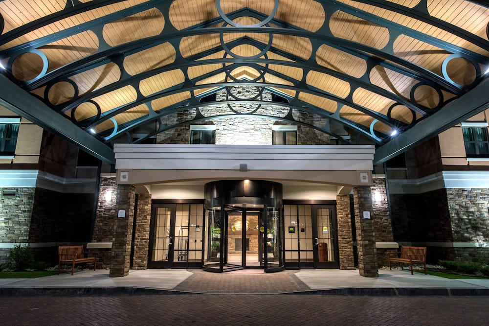Staybridge Suites Albany Wolf Rd-Colonie Center by IHG