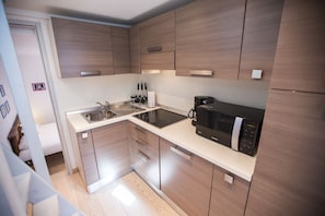 Comfort-Apartment, 2 Schlafzimmer (6 persons) | Eigene Kochnische | Kühlschrank, Mikrowelle, Herdplatte, Geschirrspüler