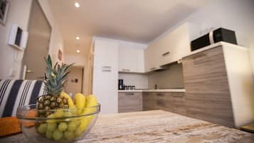 Apartemen Comfort, 1 kamar tidur (4 persons) | Ruang keluarga | TV