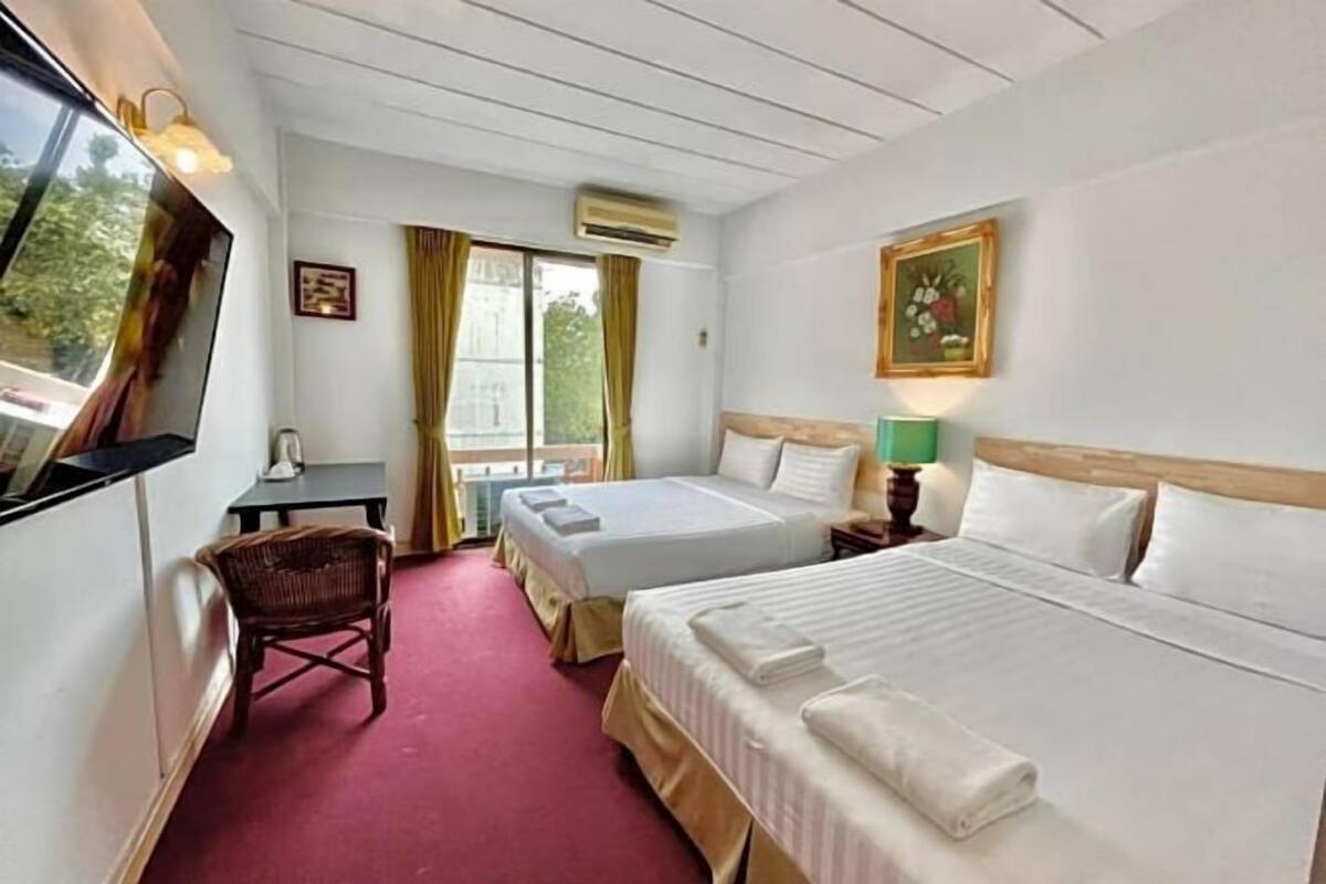 1 slaapkamer, een bureau, een laptopwerkplek, gratis wifi