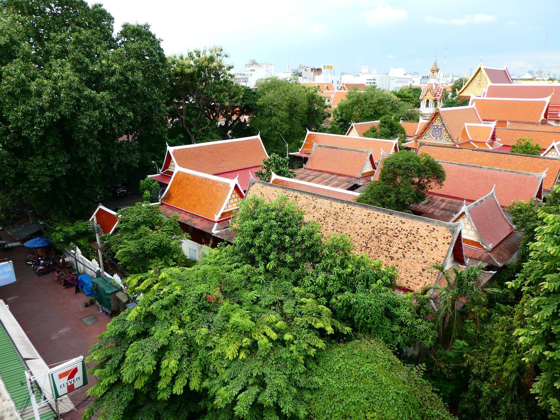 Photo - MANGO Lagoon Place