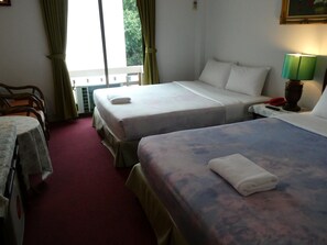 Quadrupla Deluxe | Una scrivania, postazione laptop, Wi-Fi gratuito