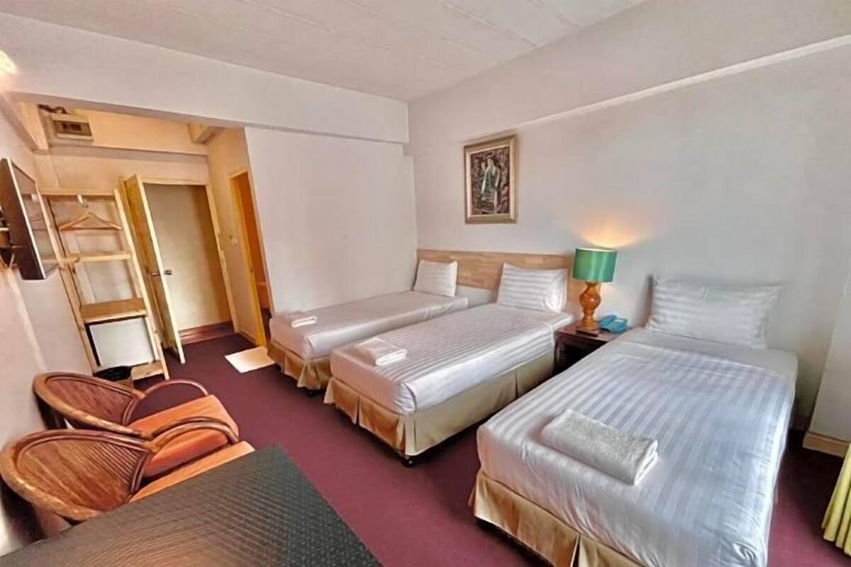 1 slaapkamer, een bureau, een laptopwerkplek, gratis wifi