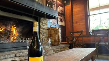 Lunch and dinner served, alfresco dining