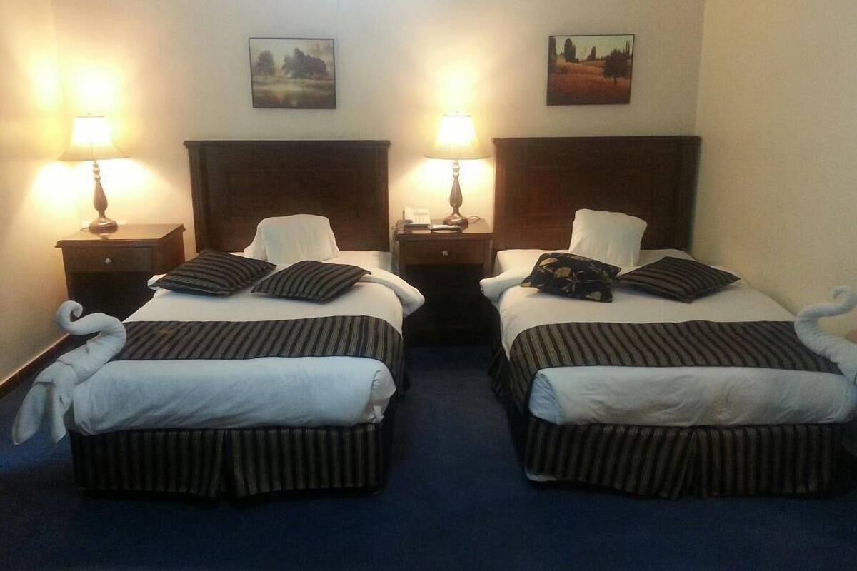 Twin Room | Minibar