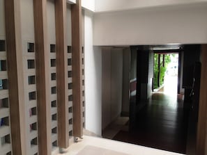 Interior - PT Court (Bangkok)