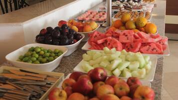 Ilmainen päivittäinen buffetaamiainen