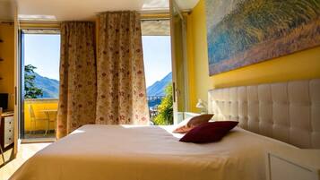 Doppia Deluxe, bagno in camera, vista lago (Camera Deluxe)
