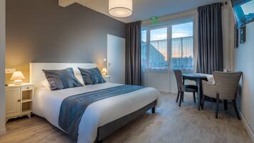 Literie de qualité supérieure, bureau, chambres insonorisées