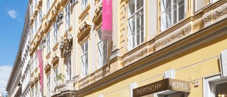 Voorkant van accommodatie