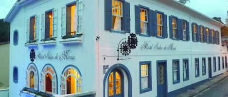 Facciata della struttura