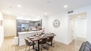 Restauration dans la chambre