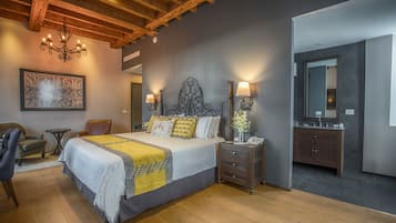 Junior Suite, 1 King Bed, City View | Premium bedding, down comforters, in-room safe, desk