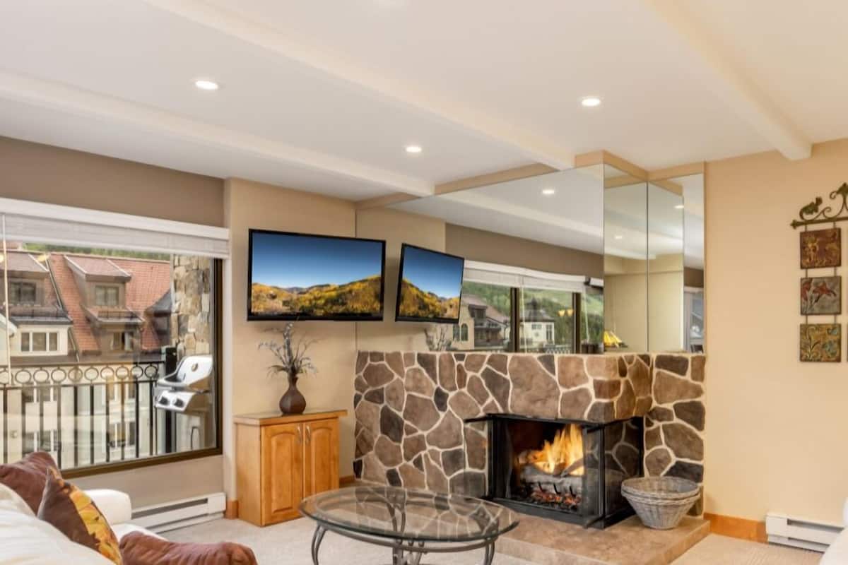 1 bedroom, in-room safe, individually decorated, individually furnished