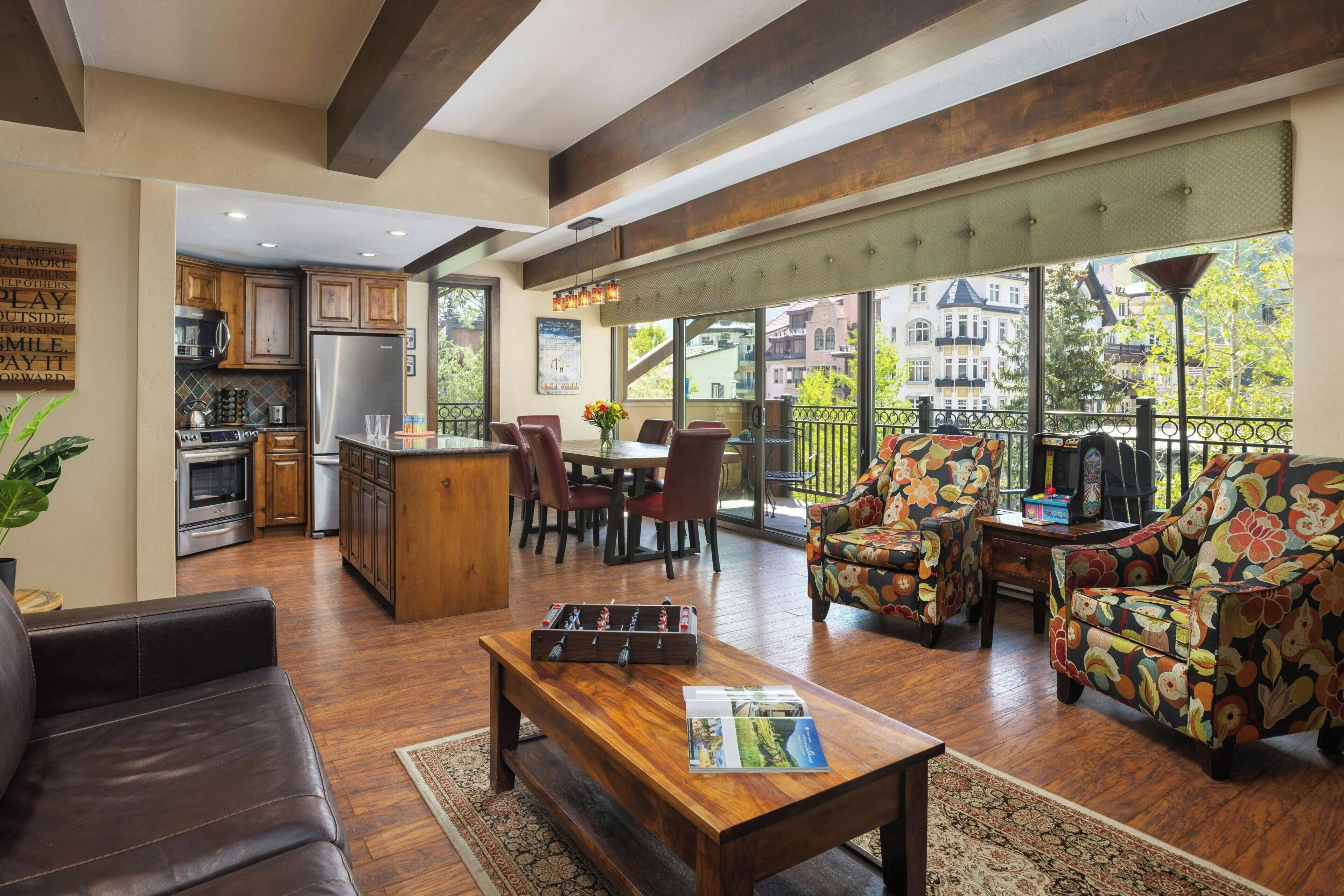 Flat-screen TV, fireplace