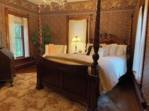 Room (Ellen's Orchard) | Egyptian cotton sheets, premium bedding, pillowtop beds