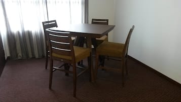 Perincian bahagian dalam