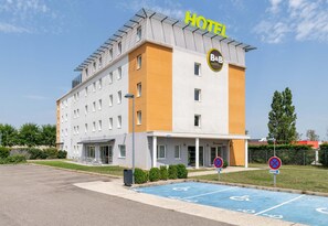 Exterior - B&B HOTEL Lyon Eurexpo Chassieu (Chassieu)
