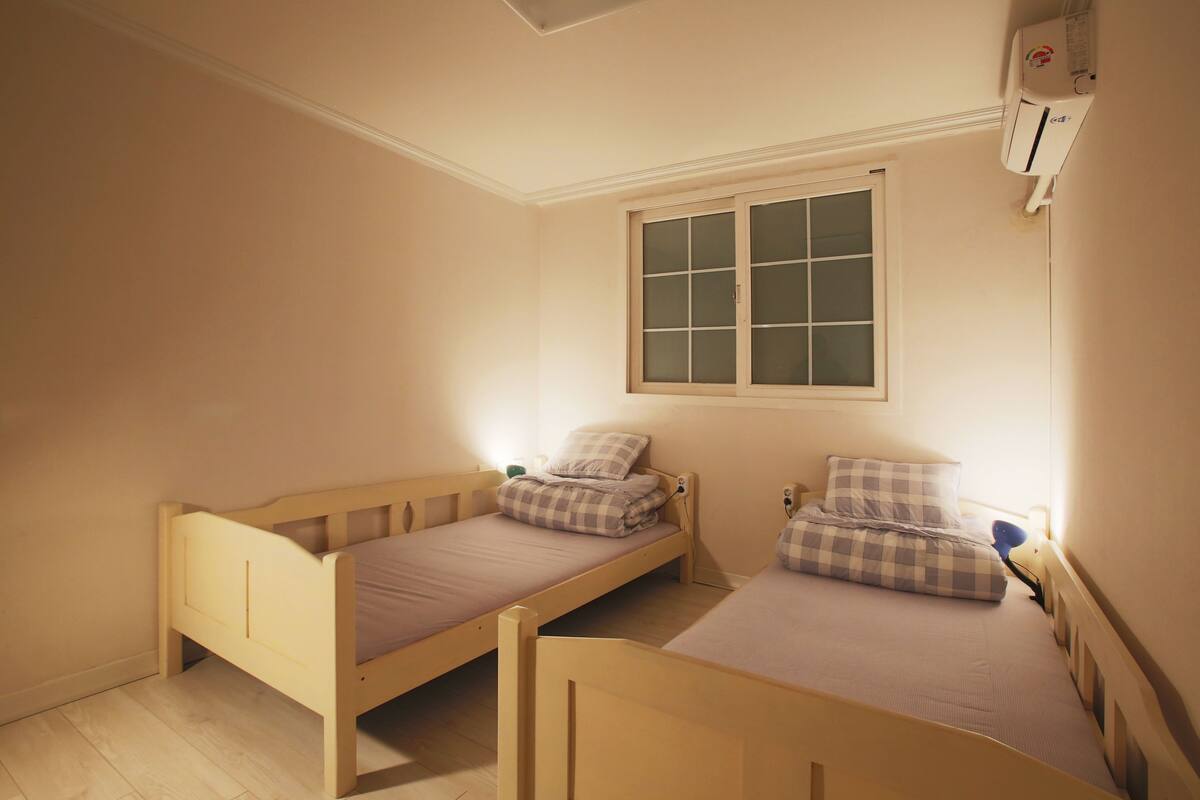 Phòng tập thể, chỉ dành cho nữ, phòng tắm dùng chung (2 guests) | Truy cập Internet không dây miễn phí