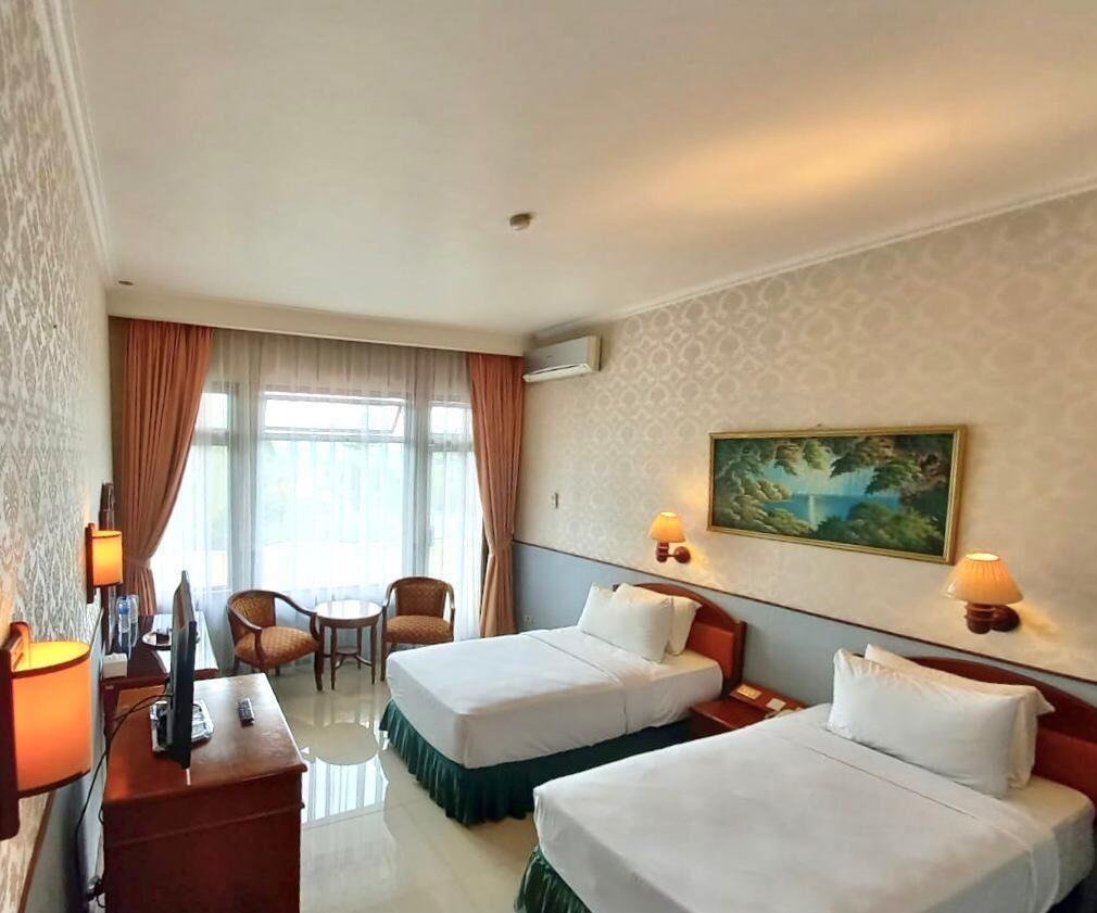 Kamar Eksekutif, 2 Tempat Tidur Twin (Deluxe) | Seprai premium, brankas, meja kerja, dan Wi-Fi gratis
