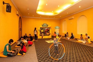 Children's play area - indoor - Yasmin Resort & Conference Hotel (Cipanas)