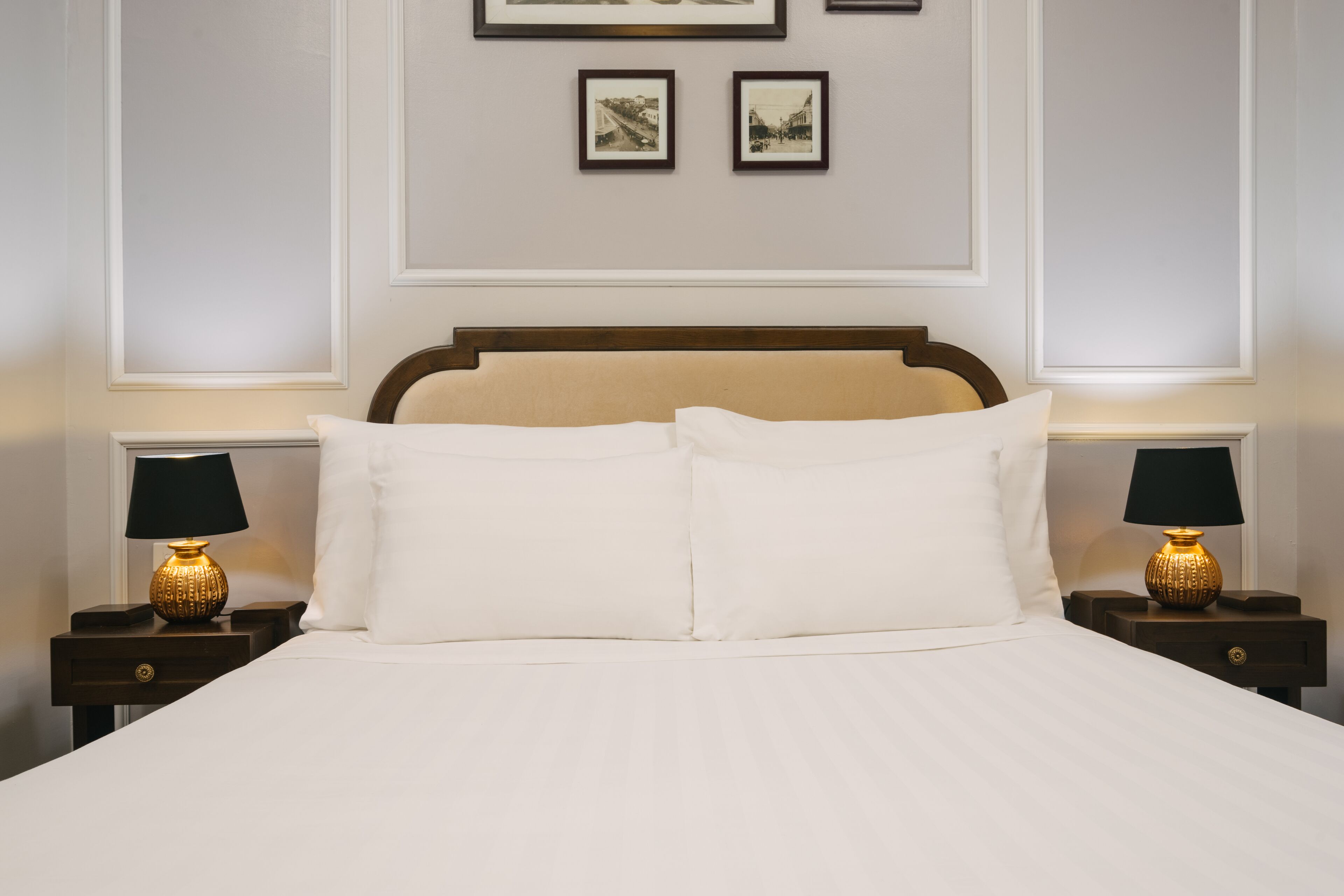 classic room | 1 bedroom, minibar, in-room safe, desk
