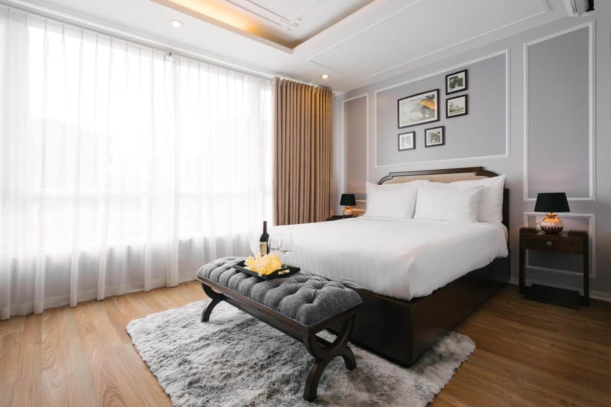 1 bedroom, minibar, in-room safe, desk