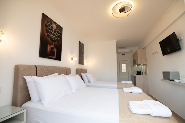 Chambre Supérieure, vue mer | Literie de qualité supérieure, minibar, coffres-forts dans les chambres