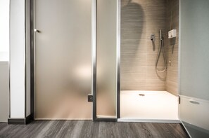 Regendusche, Handtücher