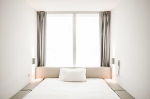 Internet, bed sheets, alarm clocks - Allegroitalia Espresso Linate (Segrate)