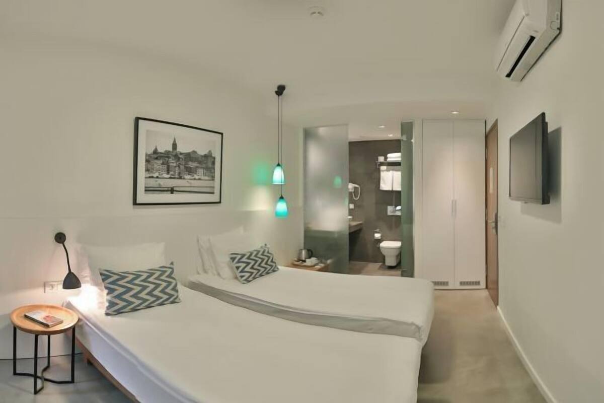 Minibar, in-room safe, soundproofing, iron/ironing board (on request)