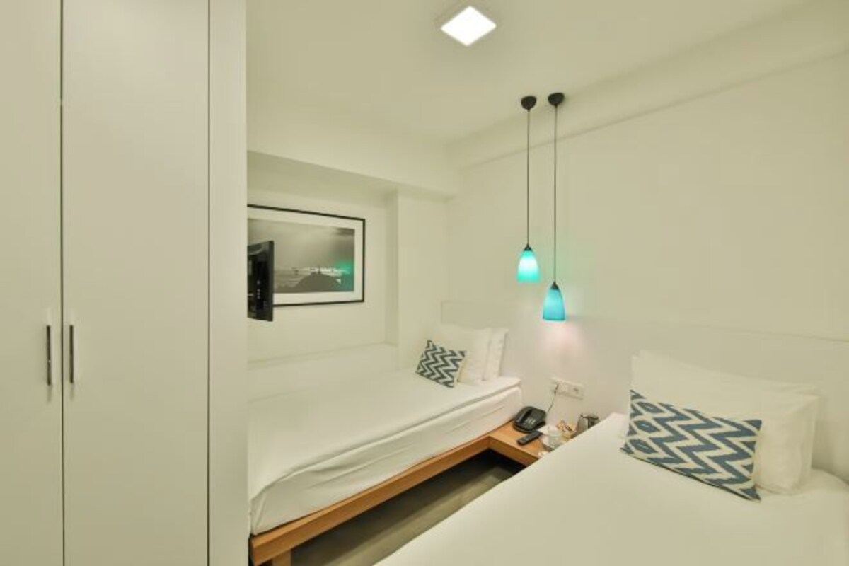 Minibar, safe på rommet, lydisolert og strykejern/-brett