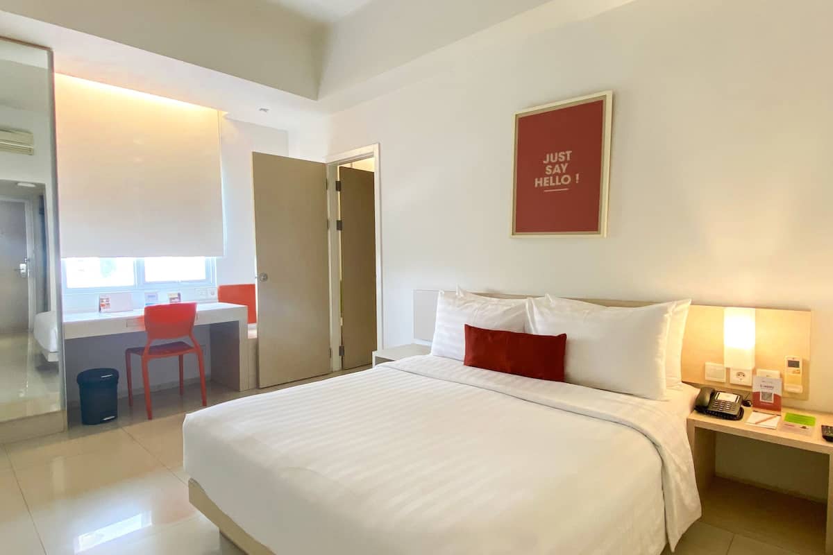 suite | 1 bedroom, in-room safe, desk, free wifi