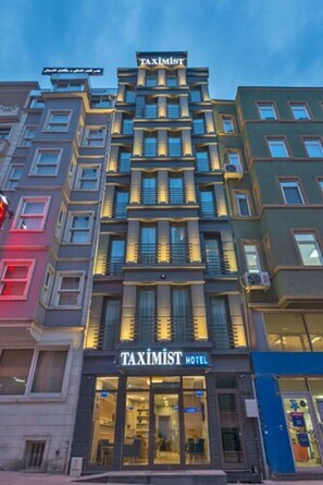Front of property - Taximist Hotel (Istanbul)