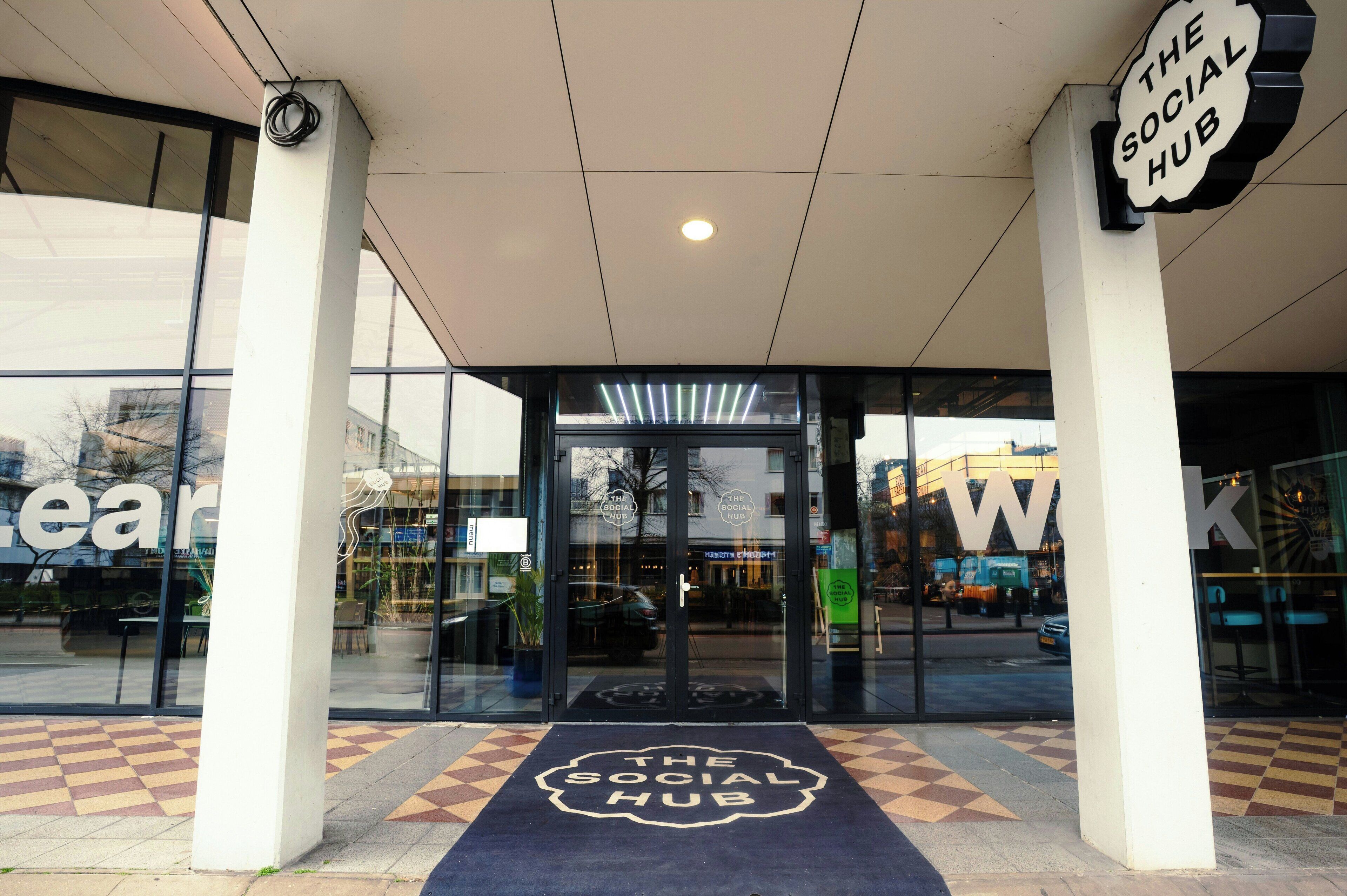 المنشأة من الخارج