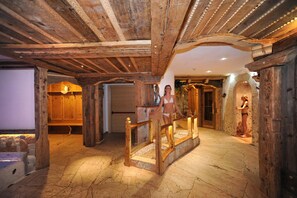 Sauna seca, banheira de hidromassagem, sauna a vapor