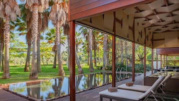 Villa V, 3 bedrooms | Terrace/patio