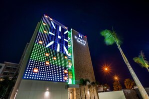 Exterior - Hyatt House San Juan (San Juan)