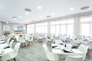 Daily buffet breakfast (EUR 15 per person)