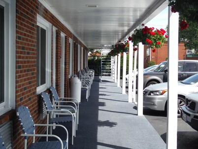 The Springs Motel