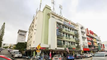 ด้านหน้าที่พัก