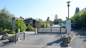 Free self-parking - Hotel Aerel Toulouse-Blagnac (Blagnac)