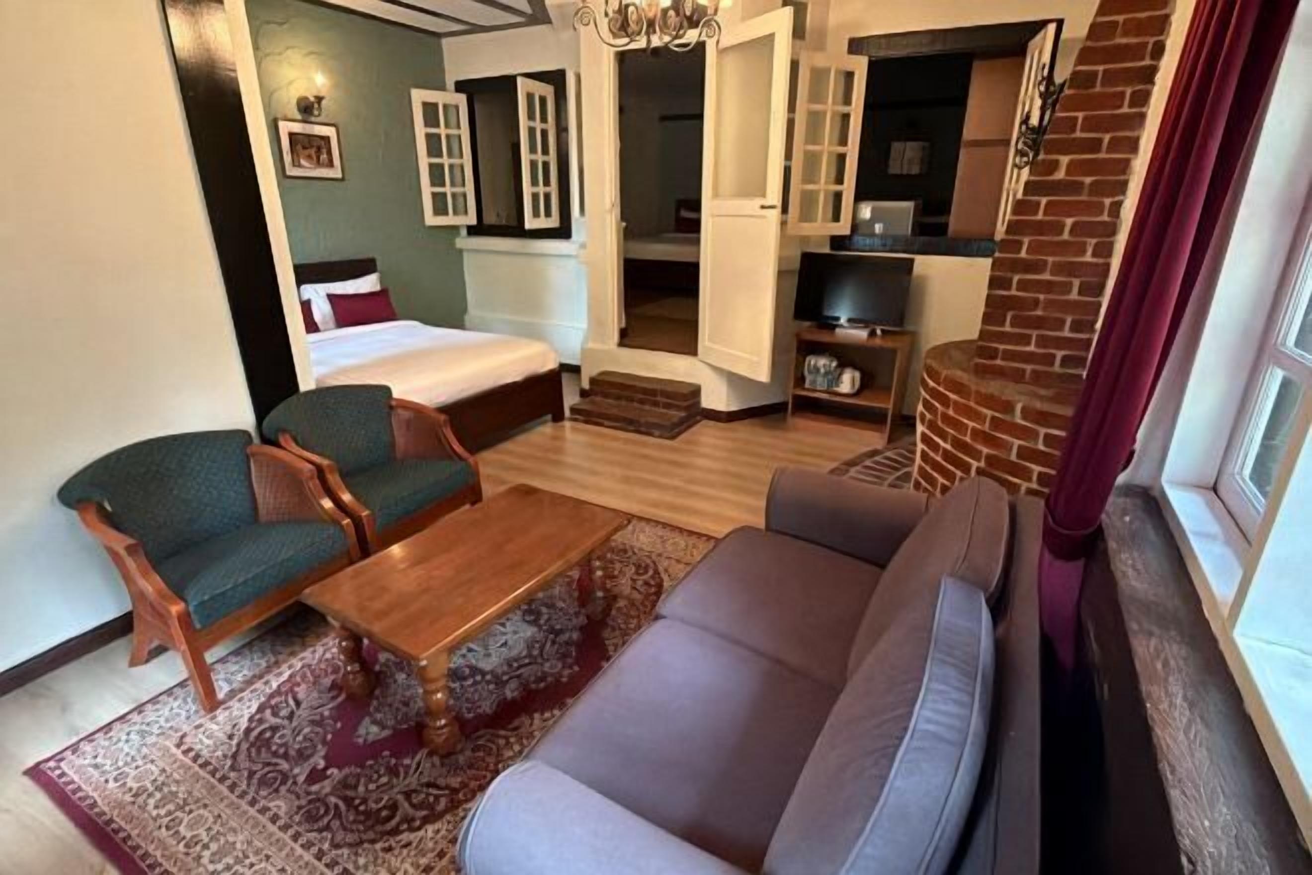 Cribs/infant beds, free WiFi, bed sheets