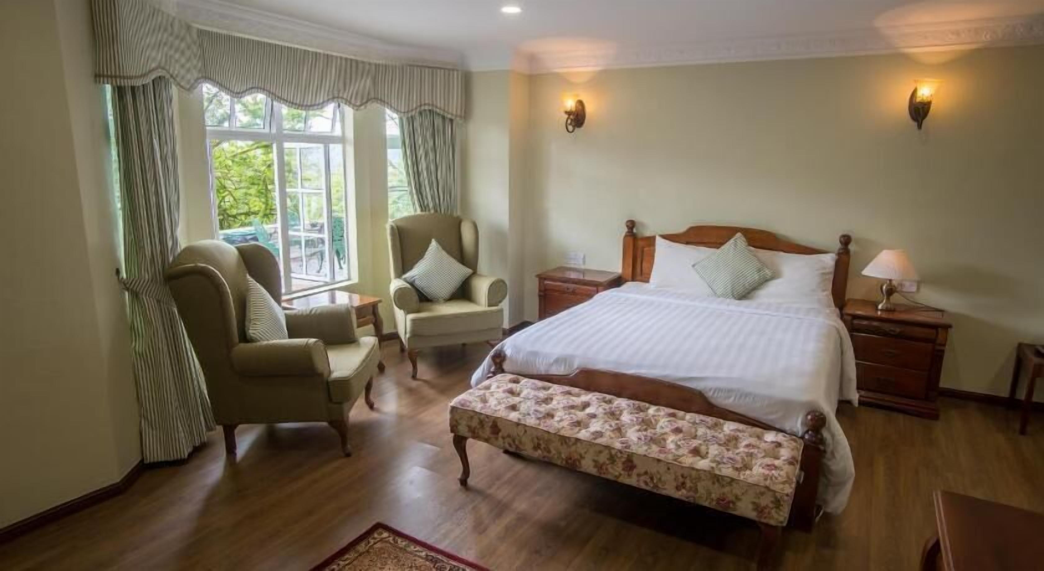 Cribs/infant beds, free WiFi, bed sheets