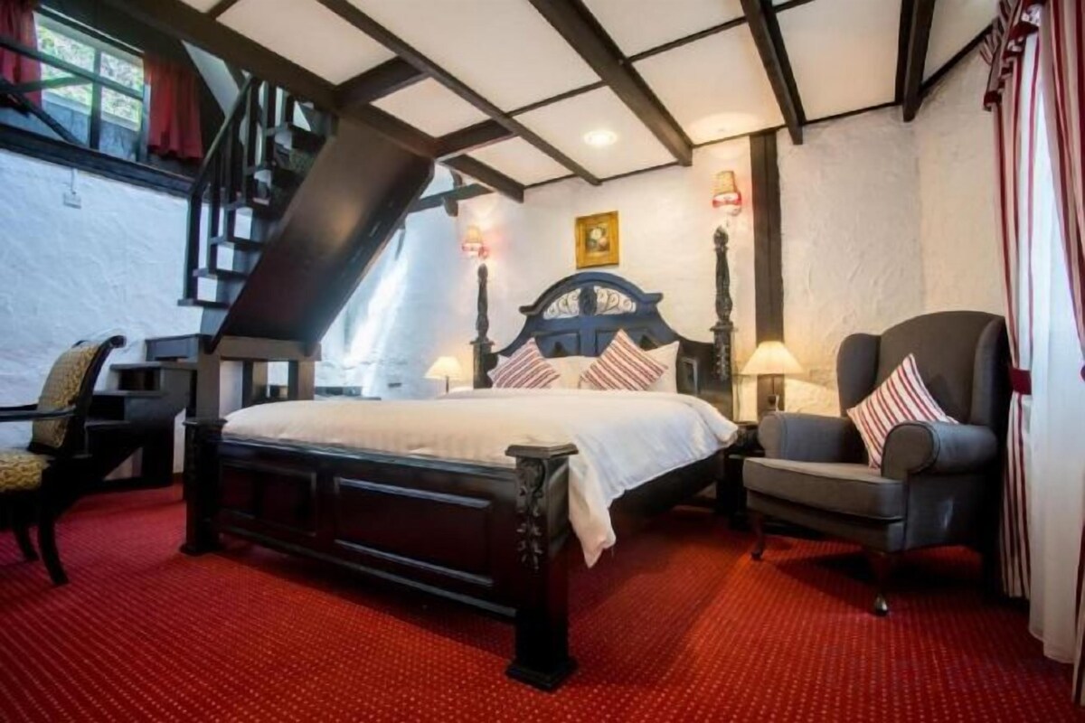 Cunas, wifi gratis y ropa de cama 
